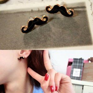 NEW MINIMAL GOLD EDGE MUSTACHE EARRINGS GLOSSY